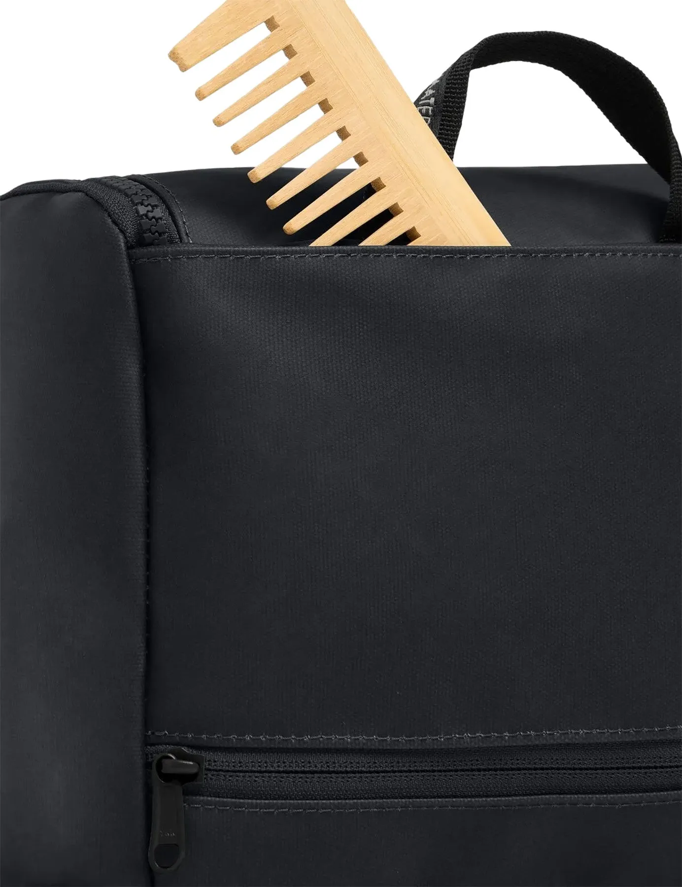 Banaba Toiletry Bag 5L|-|Trousse de toilette Banaba 5L sold by Altitude Sports product image thumbnail 5