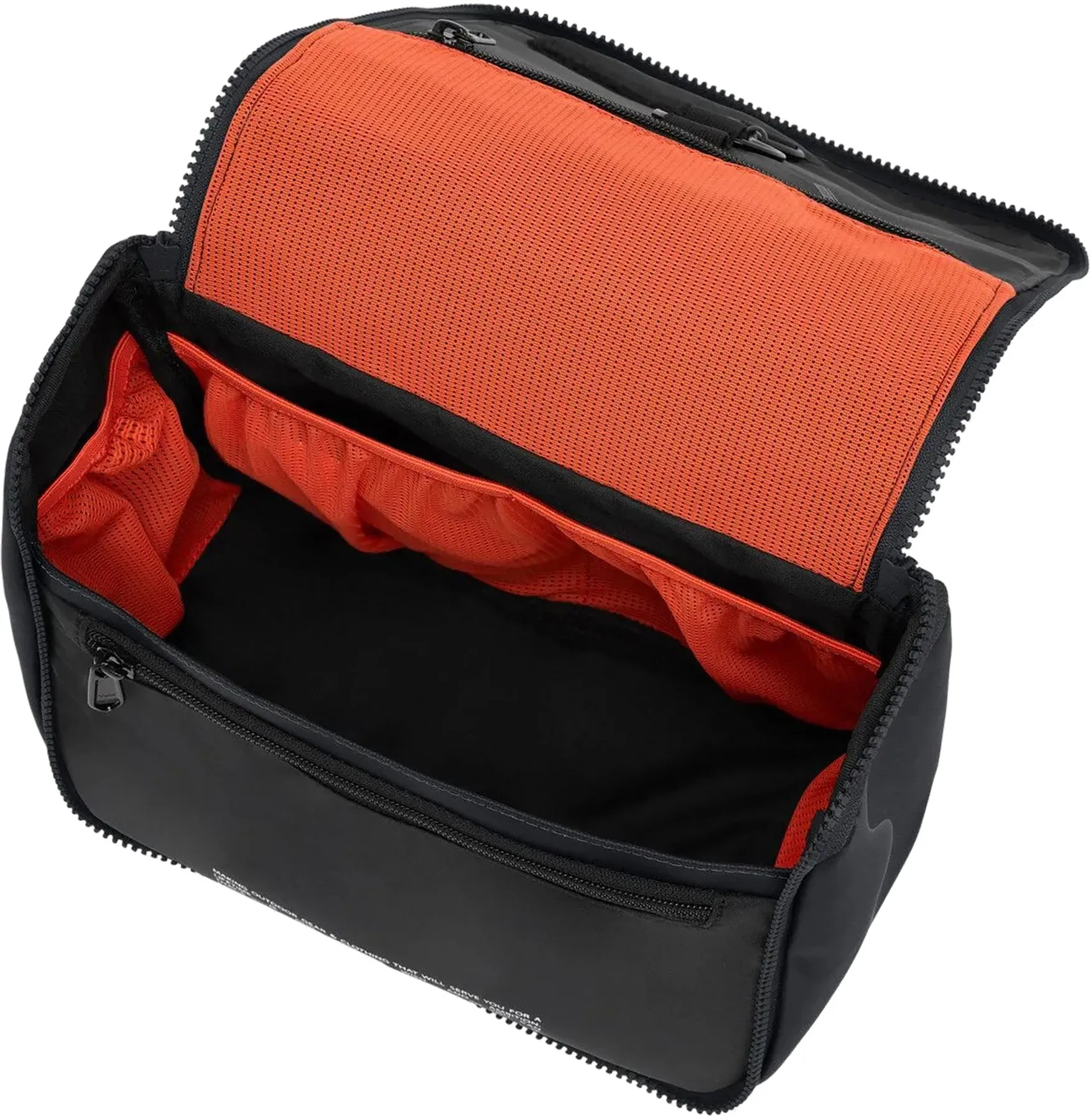 Banaba Toiletry Bag 5L|-|Trousse de toilette Banaba 5L sold by Altitude Sports product image thumbnail 2
