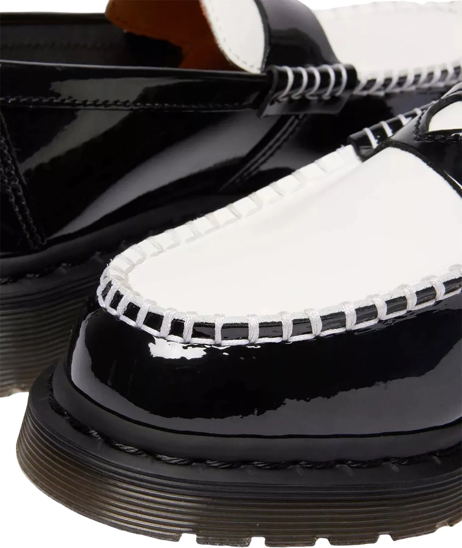 Penton Heart Two-Tone Patent Leather Loafers - Women's|-|Mocassins en cuir verni bicolore Penton Heart - Femme sold by Altitude Sports product image thumbnail 2