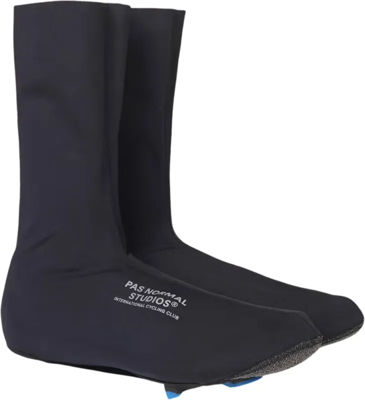 Logo Light Overshoes |-|Couvre-chaussures légères avec logo sold by Altitude Sports