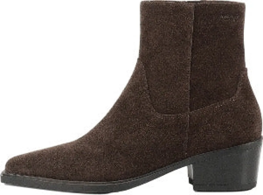 Kelsey Suede Ankle Boots - Women's|-|Bottines en suède Kelsey - Femme sold by Altitude Sports
