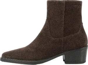Kelsey Suede Ankle Boots - Women's|-|Bottines en suède Kelsey - Femme sold by Altitude Sports