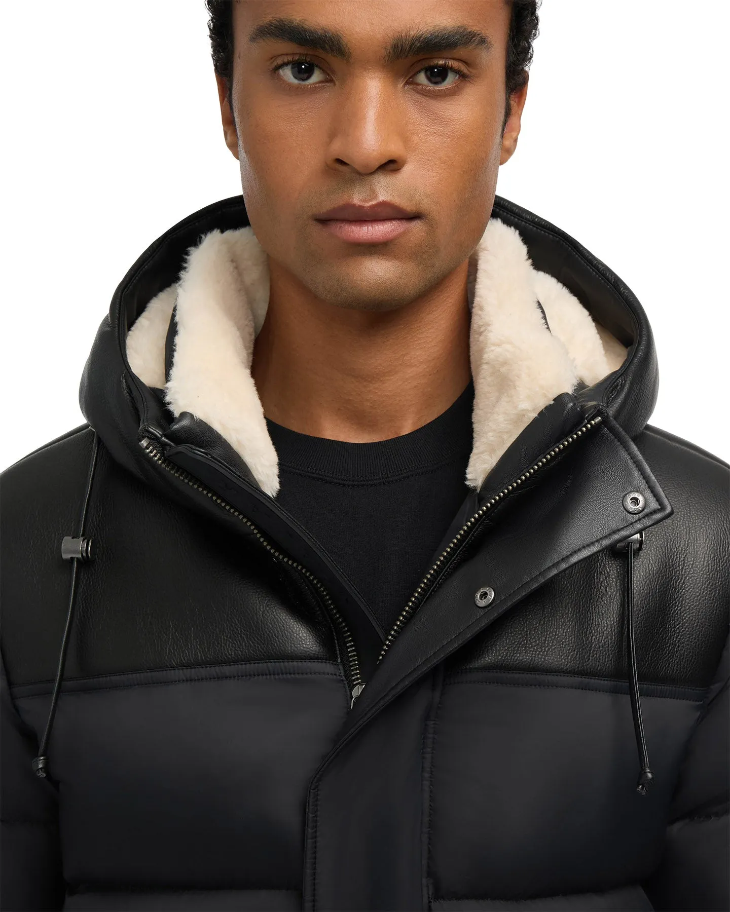 Wolf Mix Media Faux Shearling Puffer Parka with Fixed Hood - Men's |-|Parka matelassée en fausse fourrure mélangée avec capuchon Wolf - Homme sold by Altitude Sports product image thumbnail 3