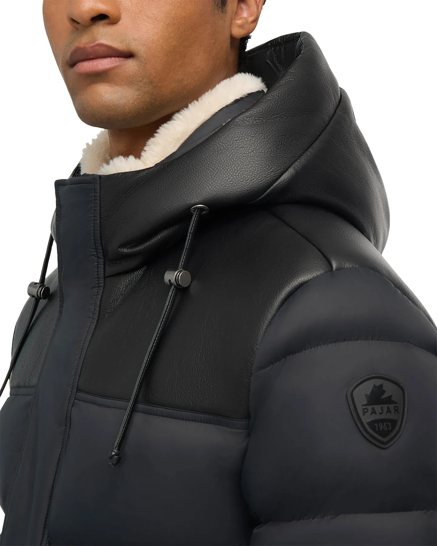 Wolf Mix Media Faux Shearling Puffer Parka with Fixed Hood - Men's |-|Parka matelassée en fausse fourrure mélangée avec capuchon Wolf - Homme sold by Altitude Sports product image thumbnail 4
