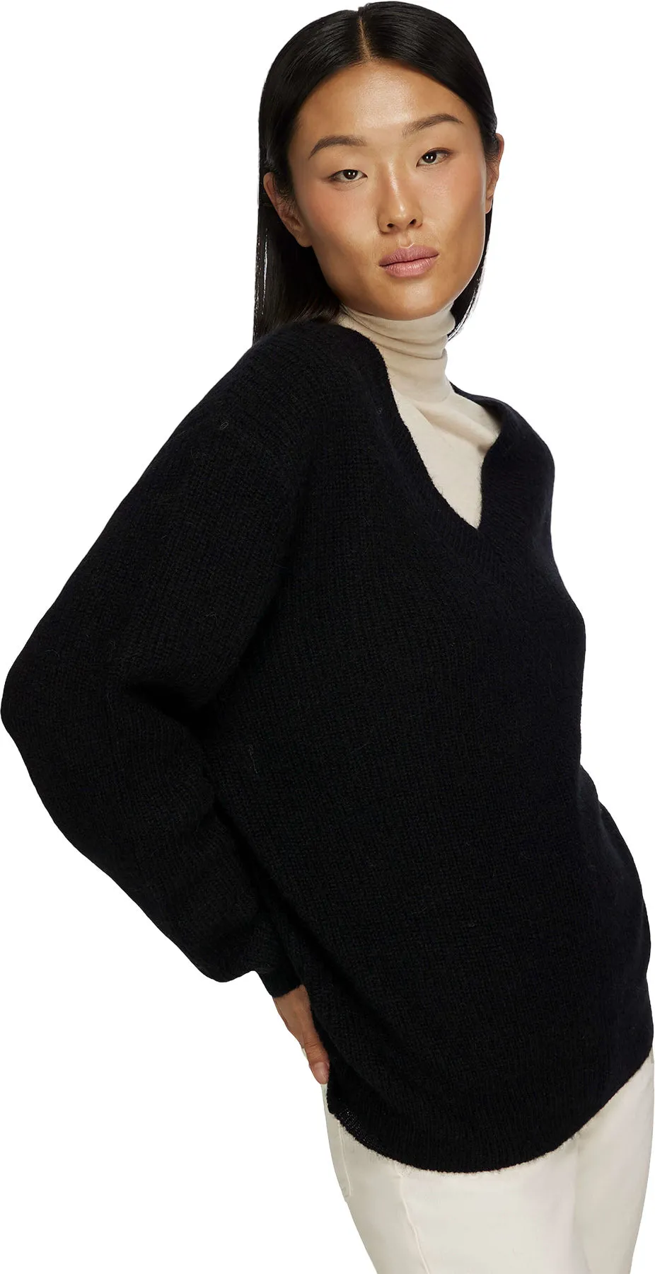 Katrina V-Neck Sweater - Women's|-|Chandail à col en V Katrina - Femme sold by Altitude Sports product image thumbnail 4