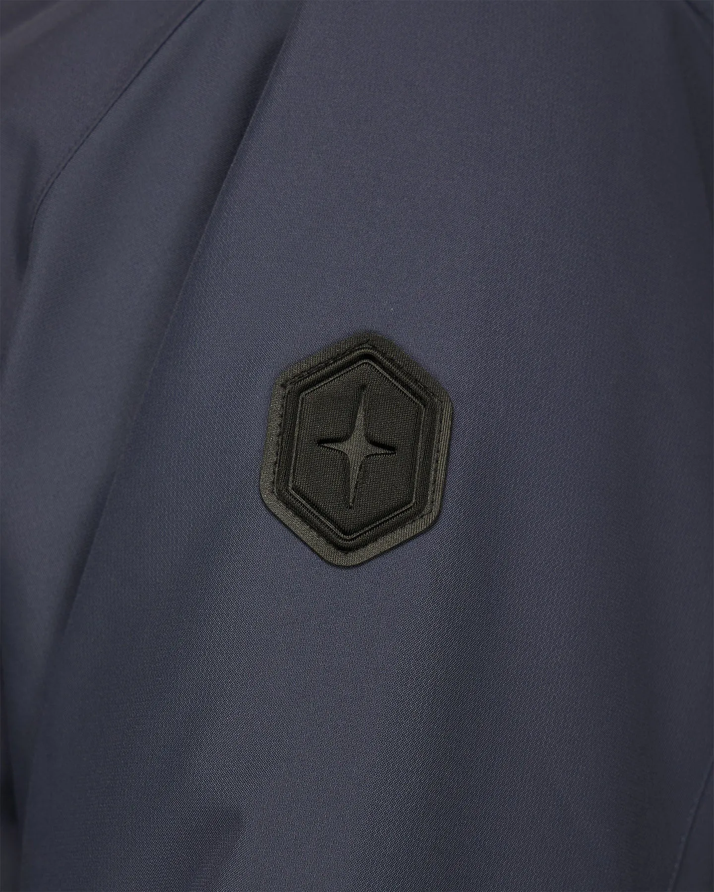 Austin Hooded Insulated Winter Jacket - Men's|-|Manteau d'hiver isolé à capuchon Austin - Homme sold by Altitude Sports product image thumbnail 4