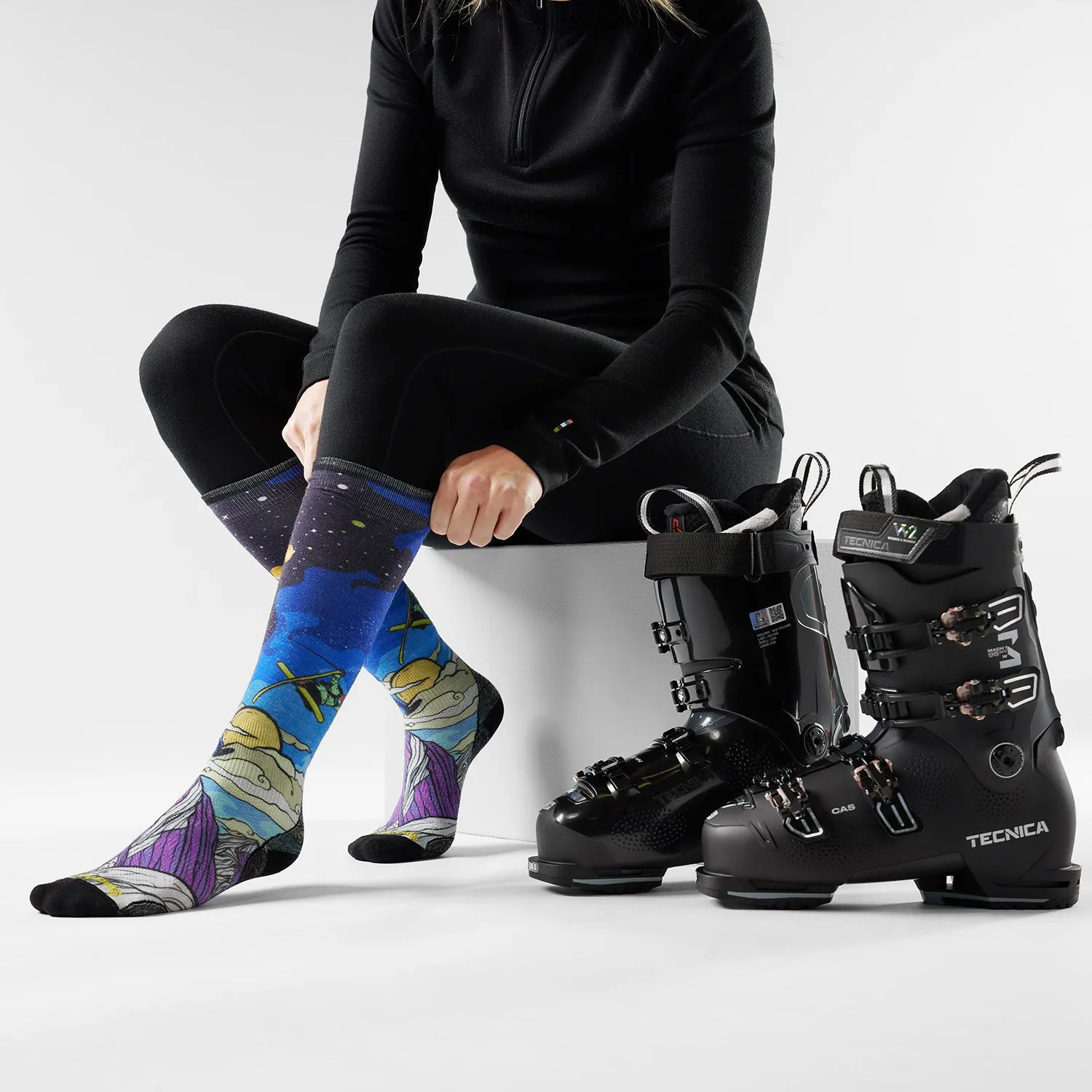 Ski Zero Cushion Galactic Ski Print Over The Calf Socks - Women's|-|Chaussettes de ski sous‑genou à coussin zéro avec imprimé Galactic Ski - Femme sold by Altitude Sports product image thumbnail 2