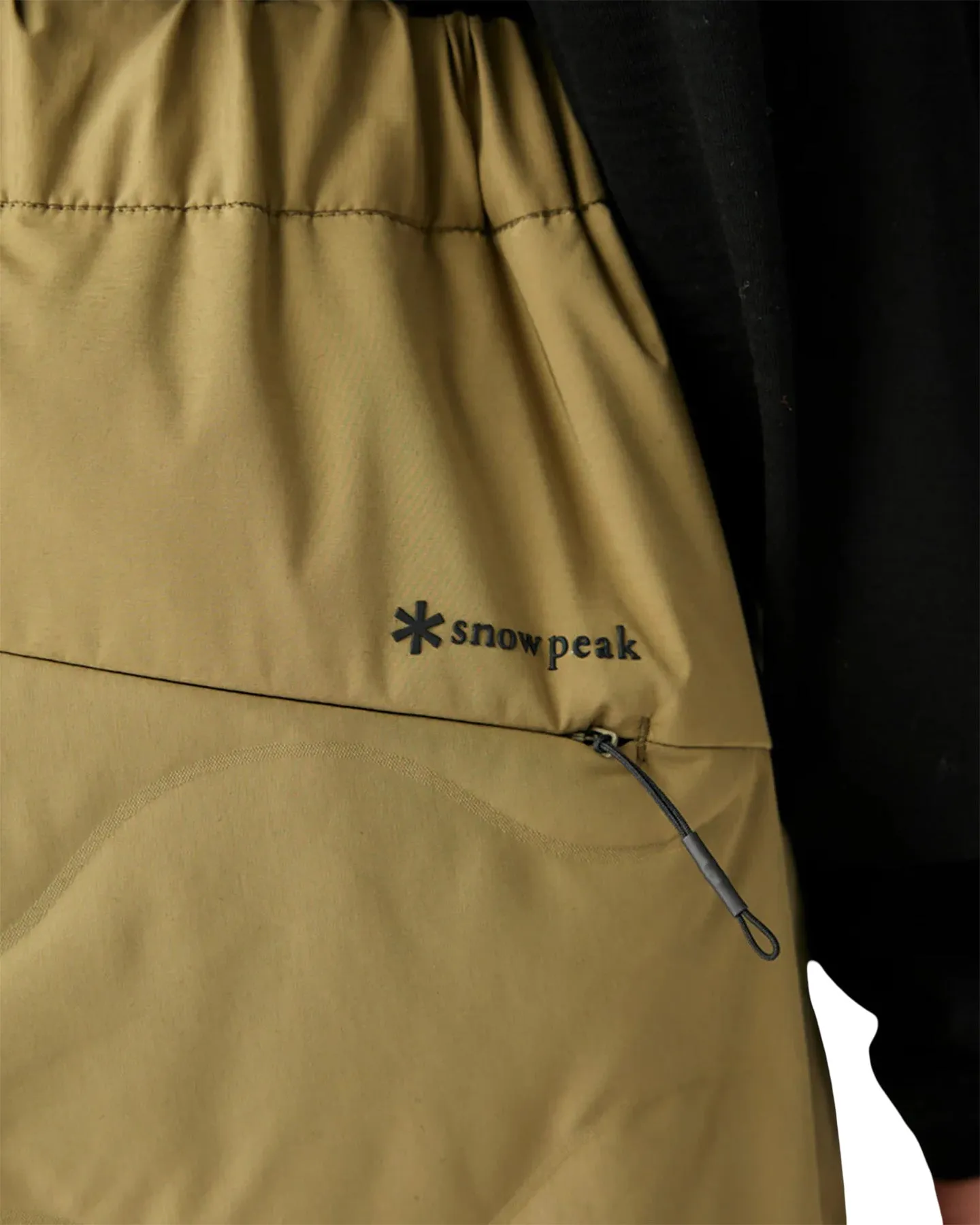 Seamless Quilted Down Pants - Women's|-|Pantalon matelassé sans coutures en duvet - Femme sold by Altitude Sports product image thumbnail 4