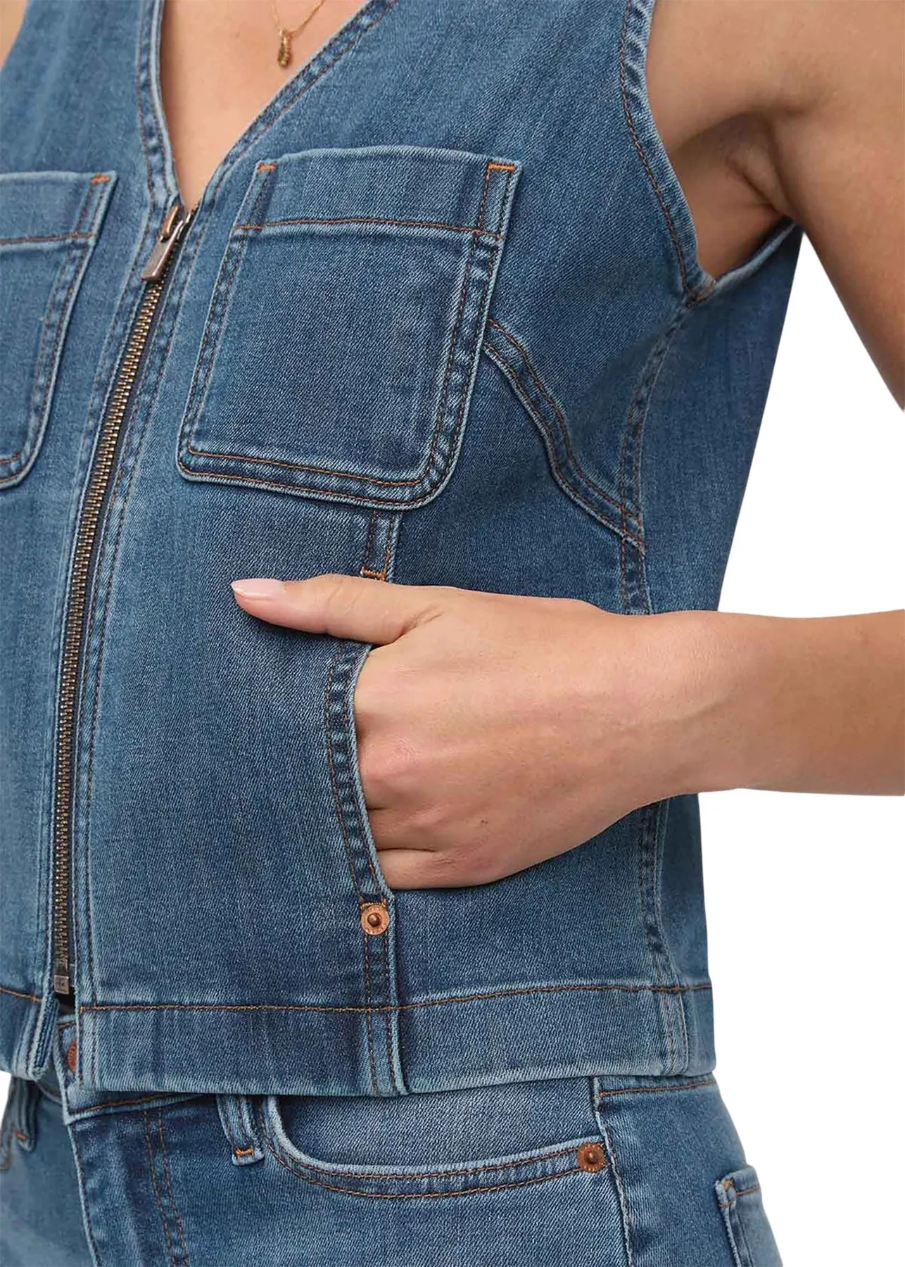 Performance Denim Zip Front Vest - Women's|-|Veste à glissière avant Performance Denim - Femme sold by Altitude Sports product image thumbnail 2