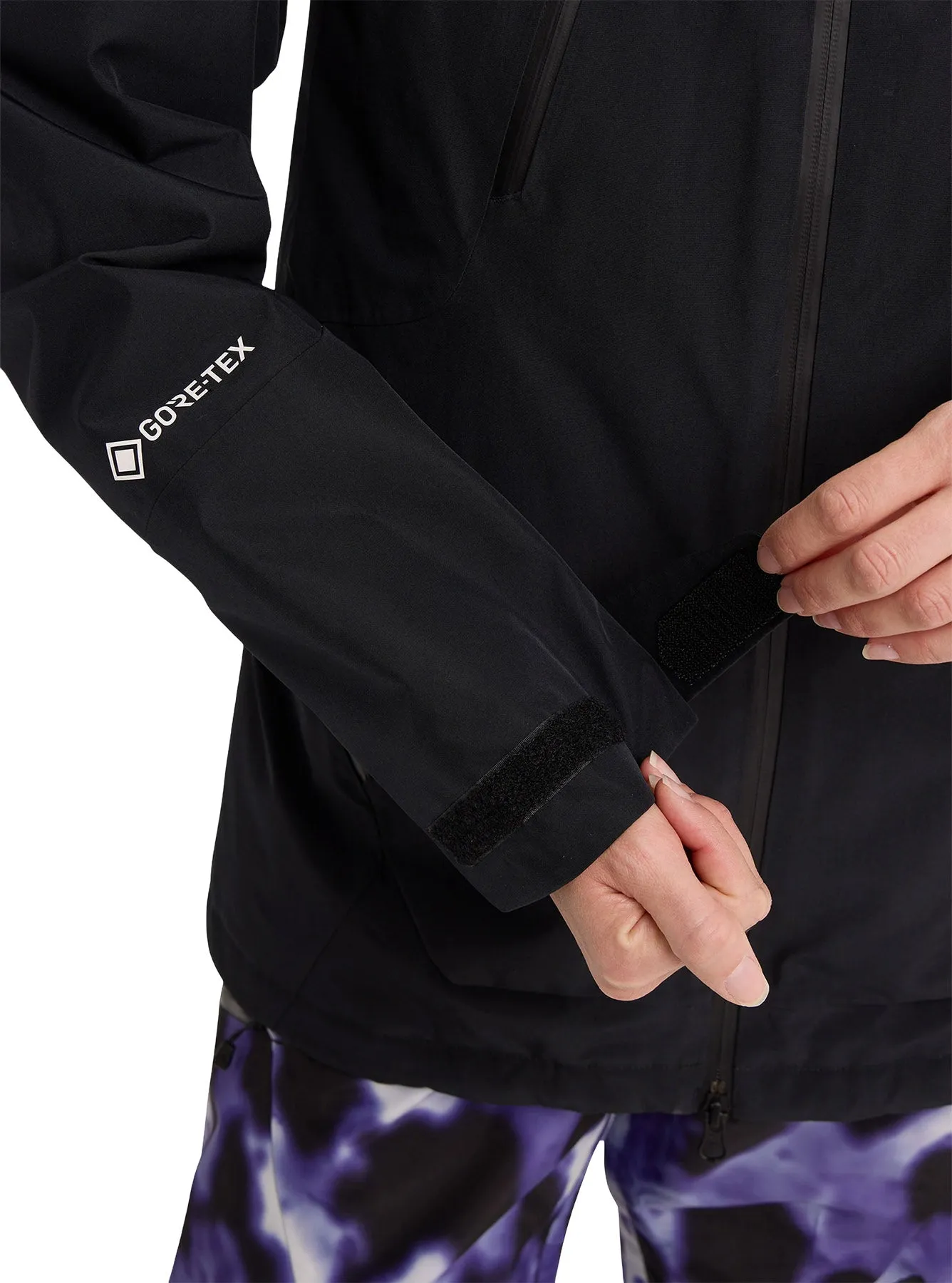 Reserve GORE-TEX 2 Layer Insulated Jacket - Women's|-|Manteau isolé 2 couches GORE-TEX Reserve - Femme sold by Altitude Sports product image thumbnail 4