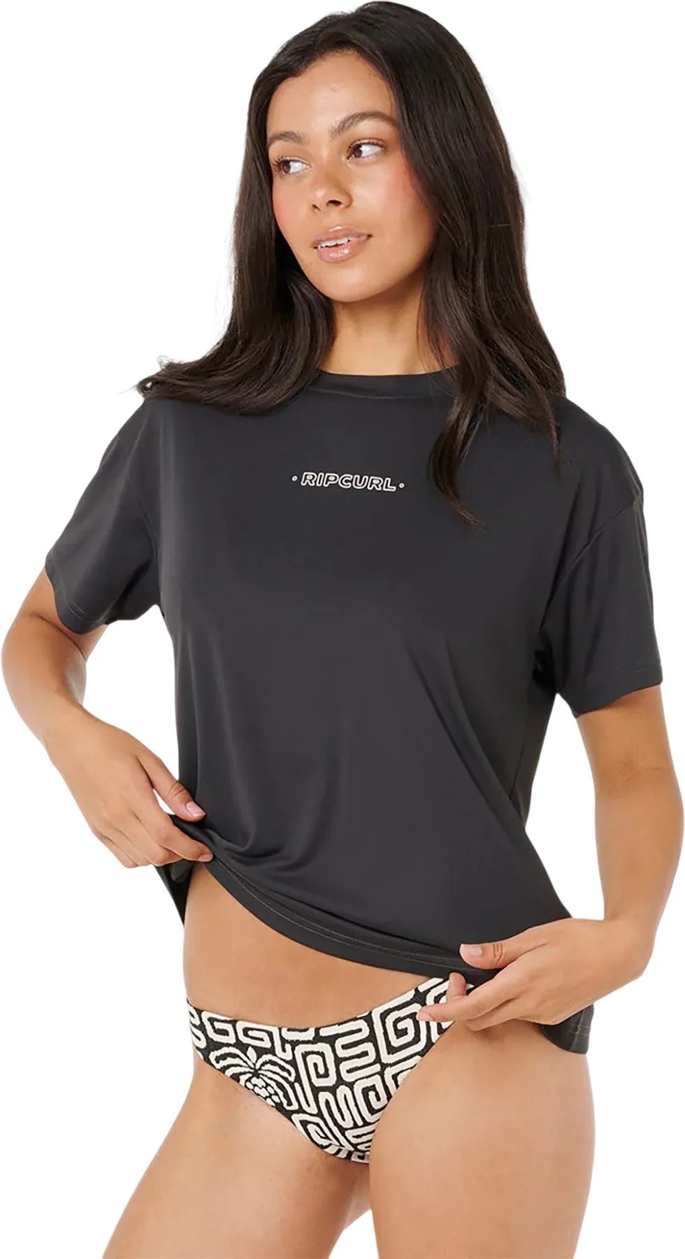 Sunset Luau Surf Lite Short Sleeve Rashguard - Women's|-|Maillot de surf à manches courtes Sunset Luau Surf Lite - Femme sold by Altitude Sports product image thumbnail 5
