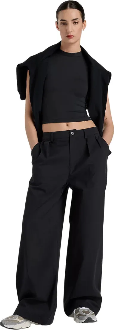 NB Define Fitted T-Shirt - Women's|-|T-shirt ajusté NB Define - Femme sold by Altitude Sports product image thumbnail 4