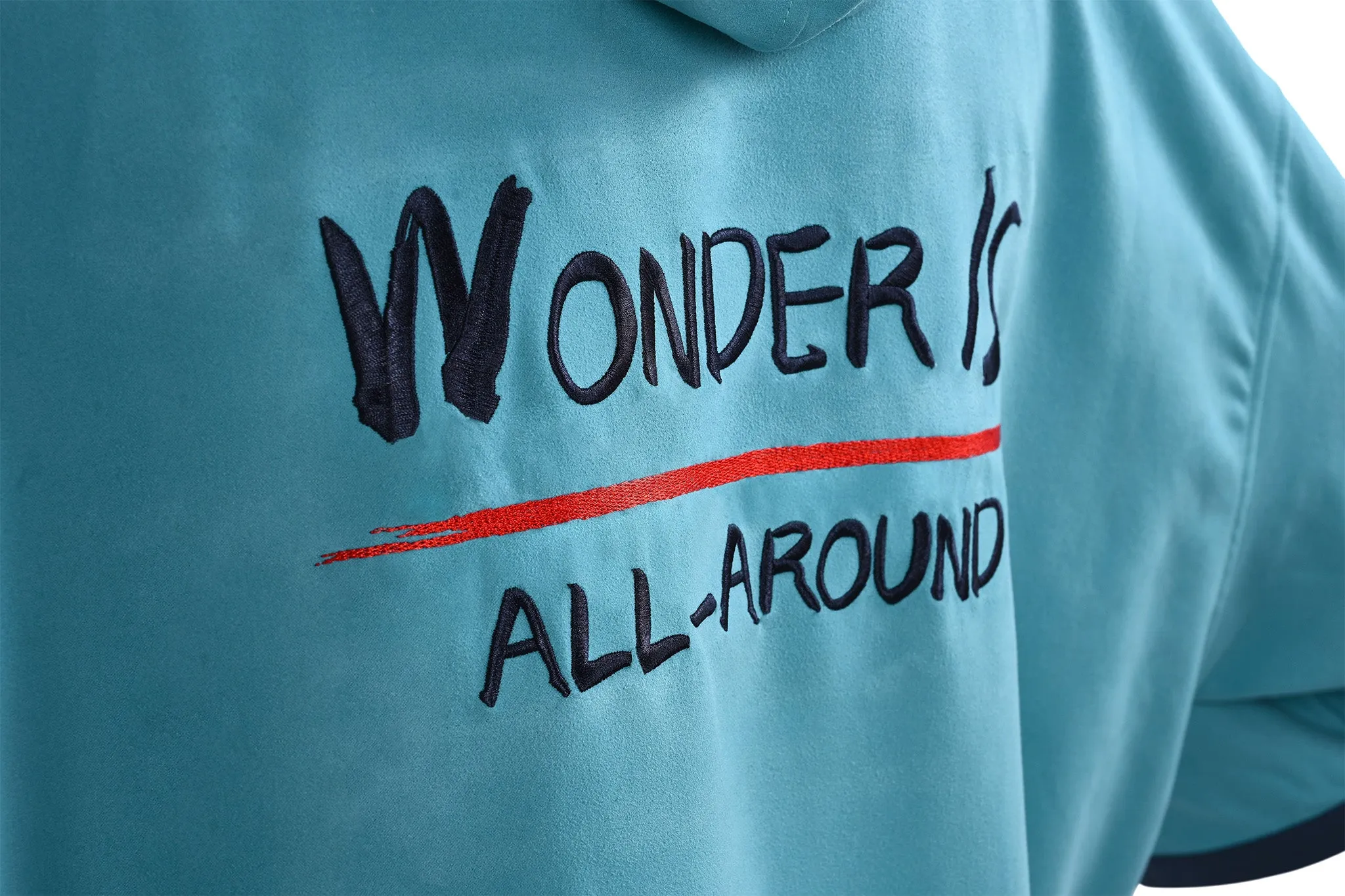 Micro-Fabric Change Poncho|-|Poncho à langer tissu en microfibre sold by Altitude Sports product image thumbnail 3