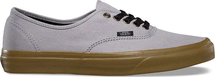 Unisex Authentic Shoes|-|Chaussures Authentic Unisexe sold by Altitude Sports