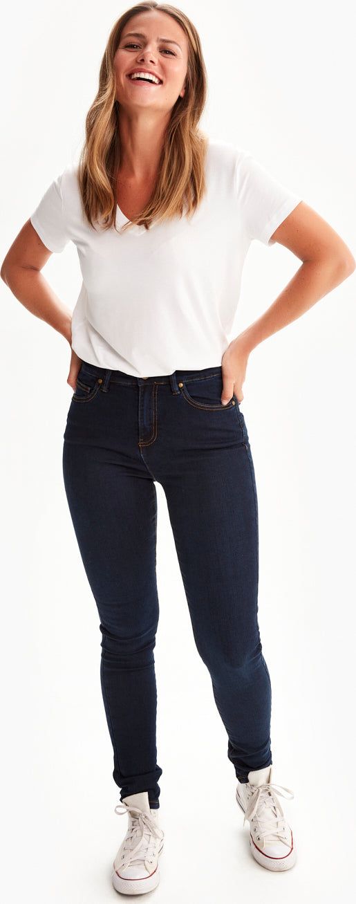 Skinny Long High Waist Jeans - Women's|-|Jeans taille haute Skinny Long - Femme sold by Altitude Sports product image thumbnail 5