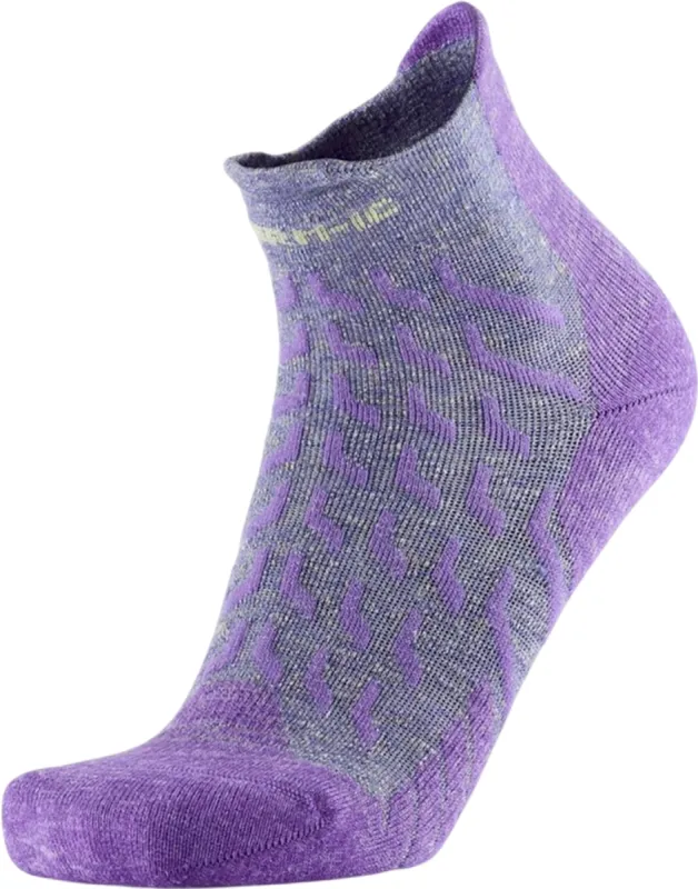 Trekking Ultra Cool Ankle Socks - Women's|-|Chaussettes de randonnée à la cheville ultra fraîches - Femme sold by Altitude Sports