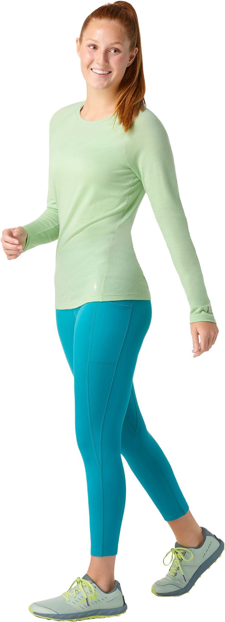 Classic All-Season Merino Base Layer Long Sleeve - Women's|-|T-shirt à manches longues en laine mérinos classique toutes saisons - Femme sold by Altitude Sports product image thumbnail 3