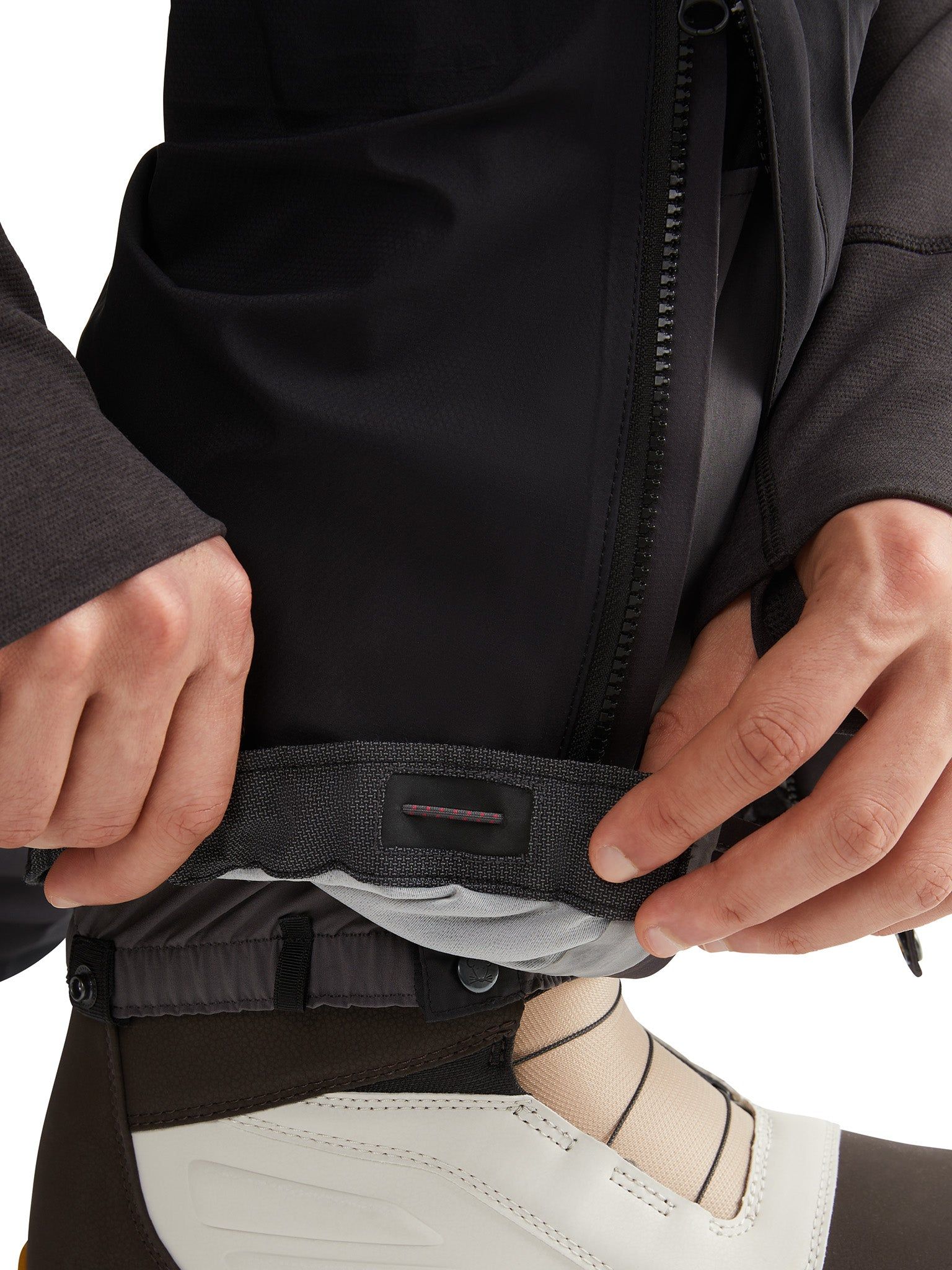 Skade 2.0 Bib Pants - Men's|-|Salopette Skade 2.0 - Homme sold by Altitude Sports product image thumbnail 3