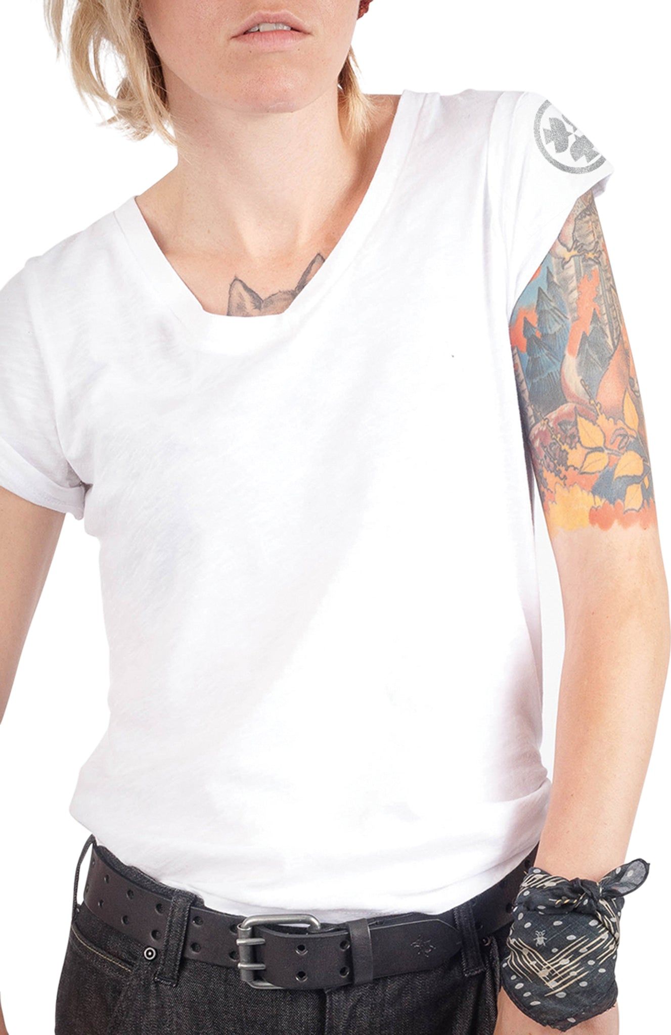 Solid V-Neck Tee - Women's|-|T-shirt col en V Solid - Femme sold by Altitude Sports product image thumbnail 2