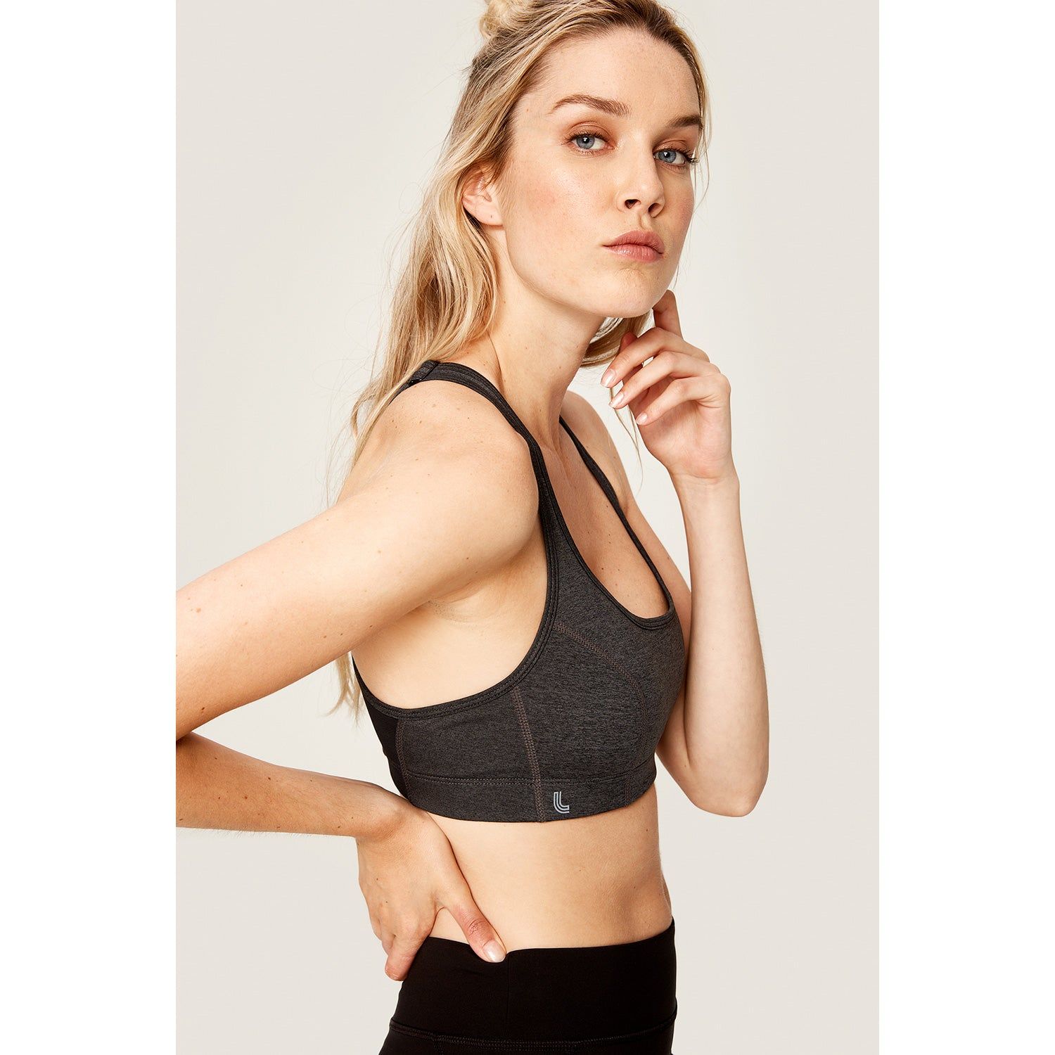 Women's Luma B Bra|-|Brassière de sport Luma B Femme sold by Altitude Sports product image thumbnail 5