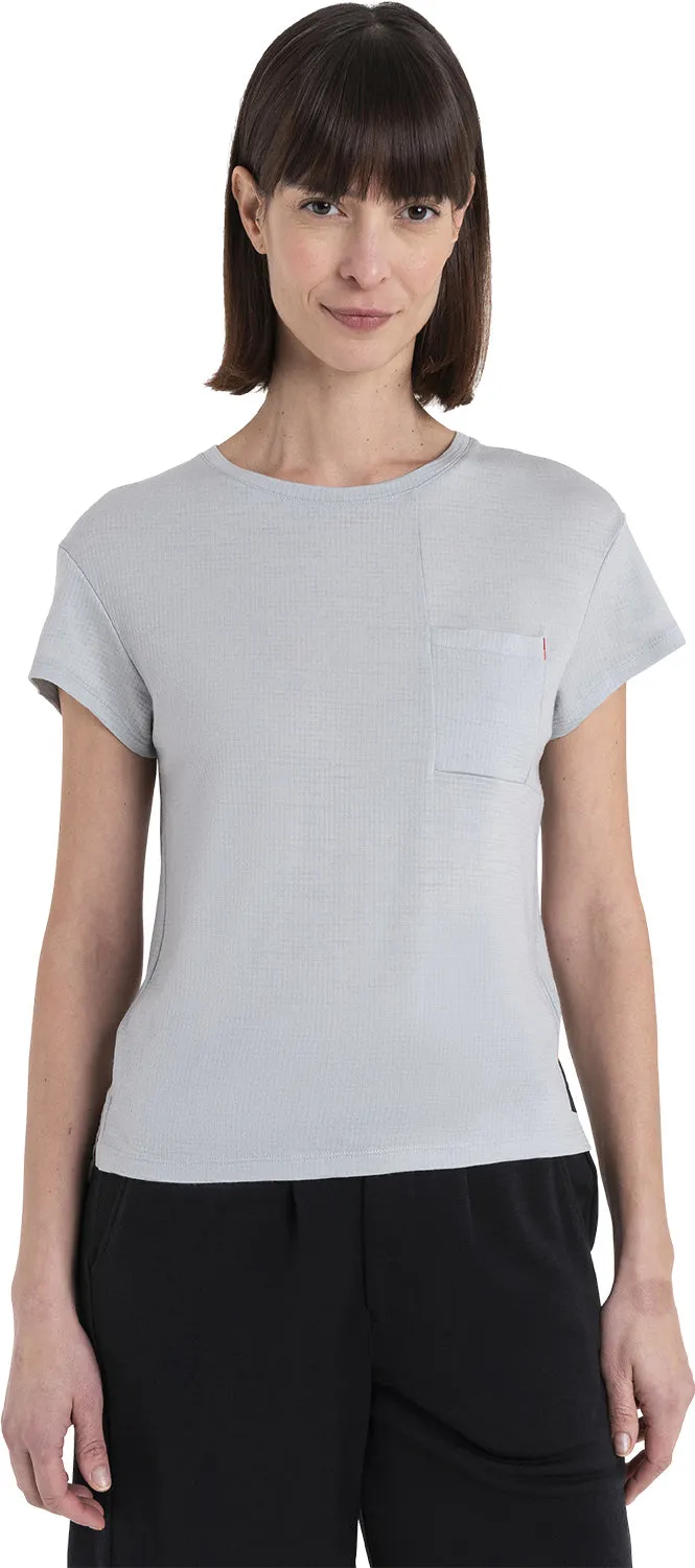 Icebreaker x TNF Merino 200 Short Sleeve T-Shirt - Women's|-|Icebreaker x TNF T-shirt à manches courtes en laine mérinos 200 - Femme sold by Altitude Sports product image thumbnail 3