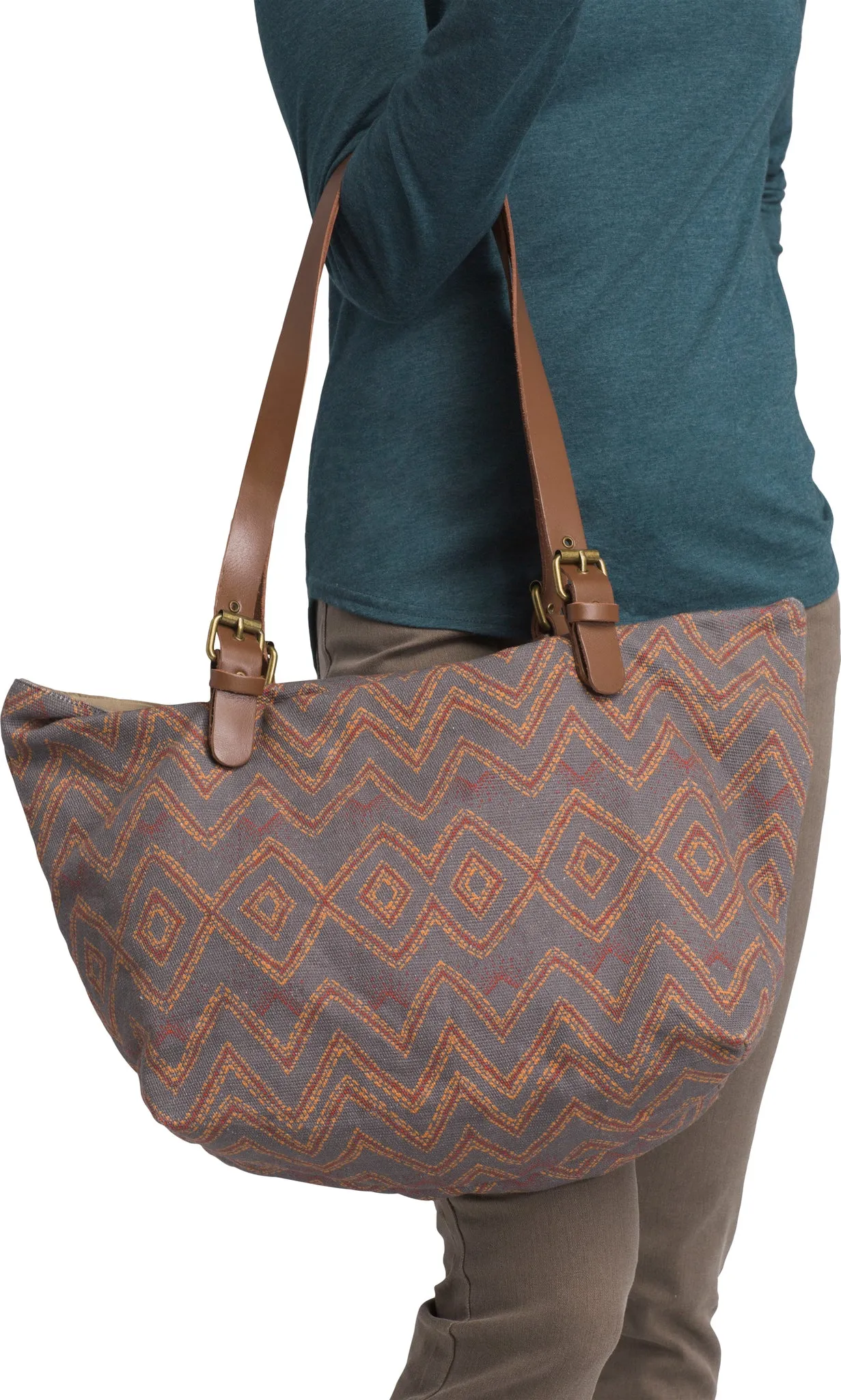 Slouch Tote - Medium|-|Sac Slouch Tote - Medium sold by Altitude Sports product image thumbnail 2