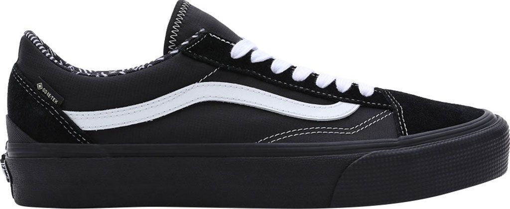 Old Skool Gore-Tex Shoes - Unisex|-|Chaussures Gore-Tex Old Skool - Unisexe sold by Altitude Sports