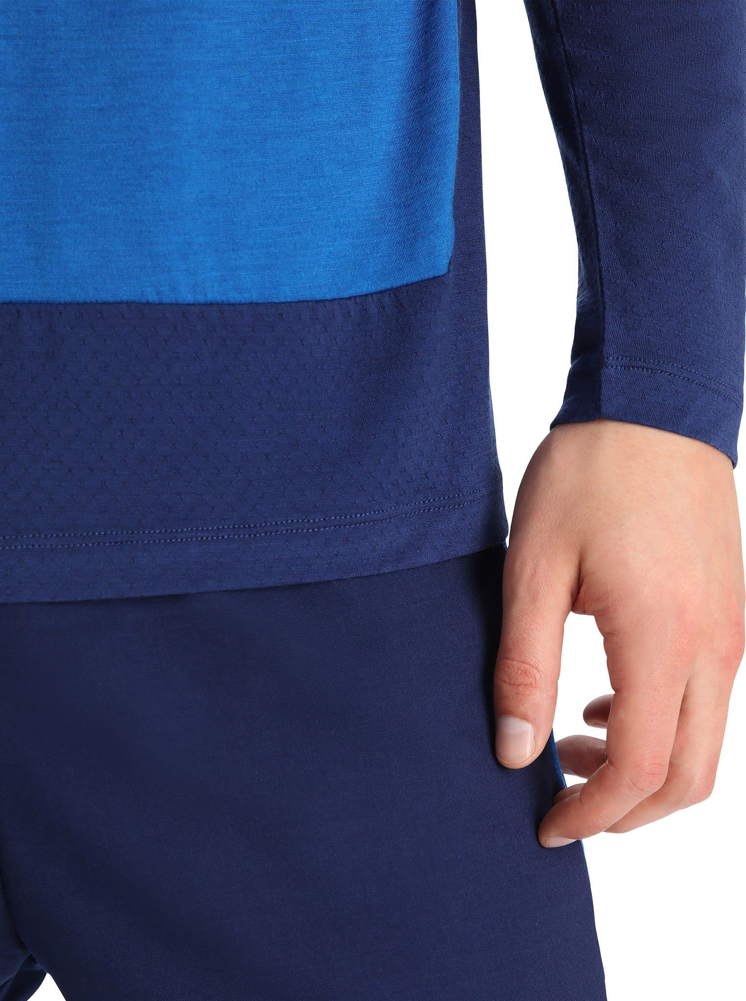 ZoneKnit Merino Long Sleeve T-Shirt - Men's|-|T-shirt à manches longues en mérinos ZoneKnit - Homme sold by Altitude Sports product image thumbnail 3