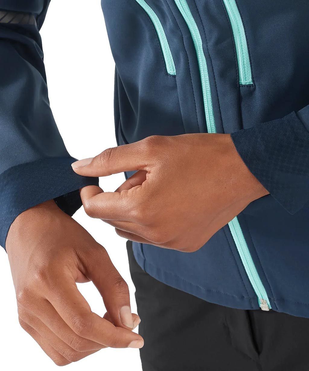 MTN Full Zip Softshell Hooded Wind Jacket - Women's|-|Manteau coupe-vent à capuchon et glissière pleine longueur coquille souple MTN - Femme sold by Altitude Sports product image thumbnail 4