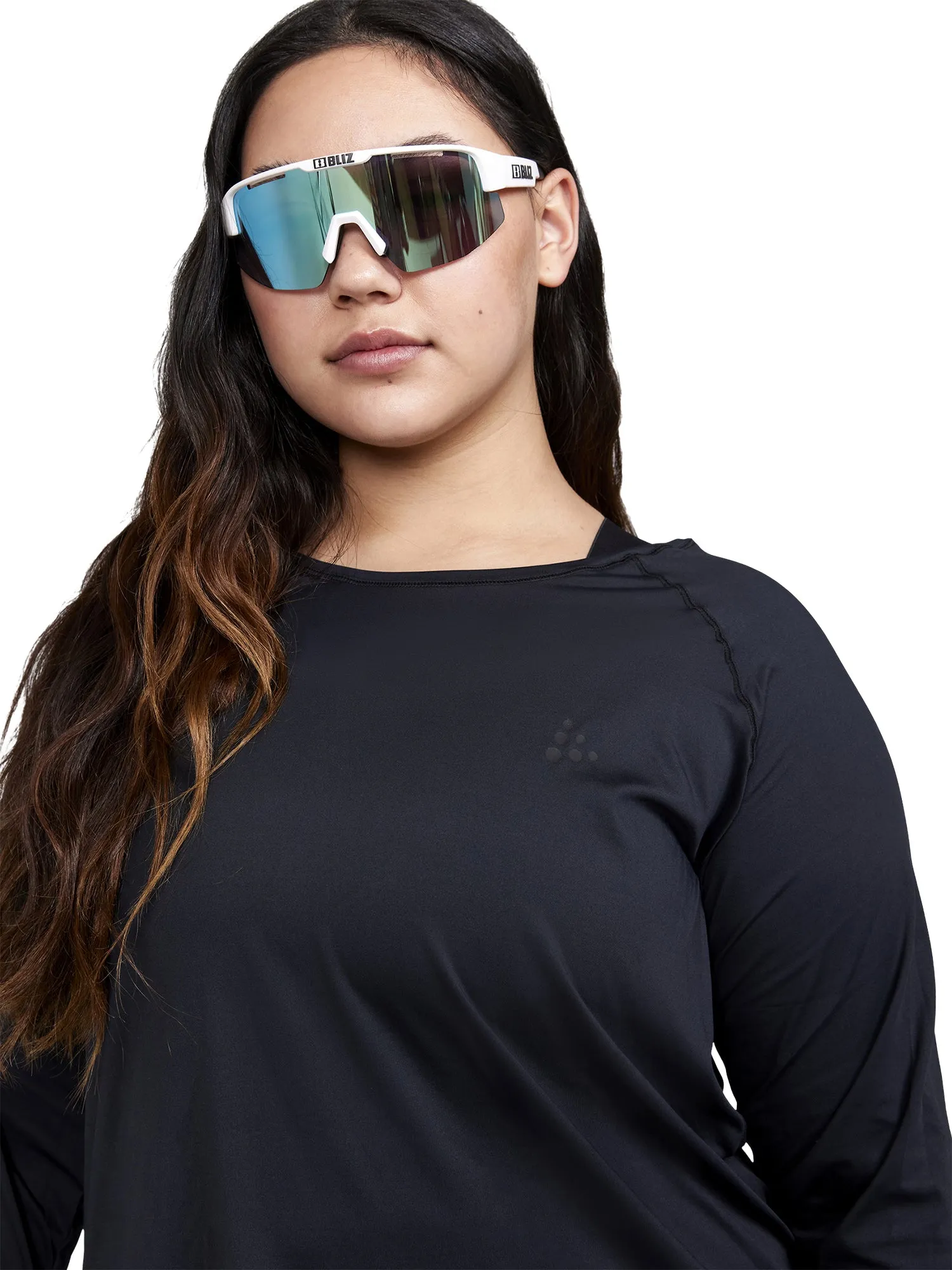 Core Essence Long Sleeve Plus Size T-Shirt - Women's|-|T-shirt à manches longues grande taille Core Essence - Femme sold by Altitude Sports product image thumbnail 4