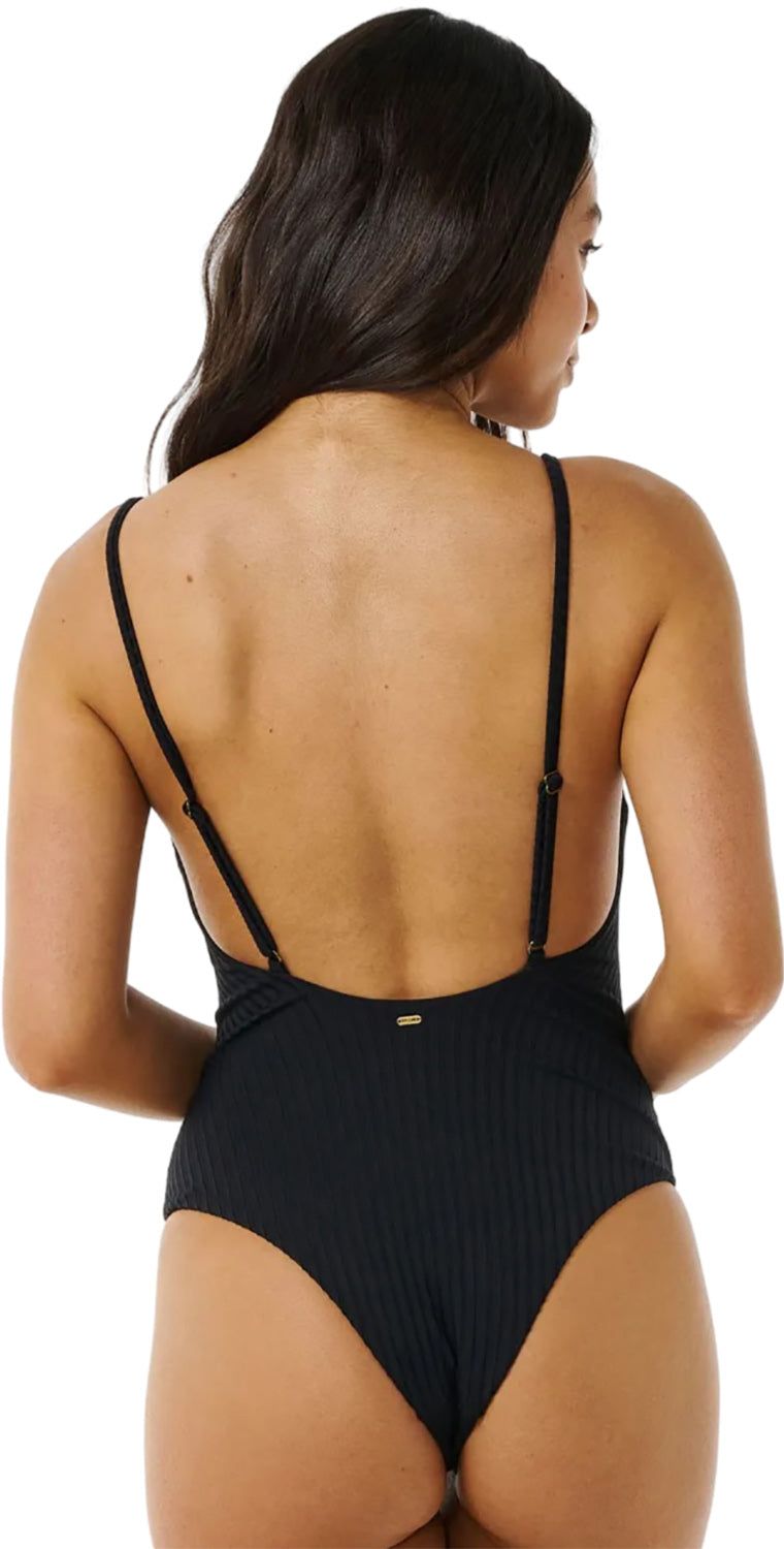 Premium Cheeky Coverage One Piece Swimsuit - Women's|-|Maillot de bain une pièce à couvrance minimale Premium - Femme sold by Altitude Sports product image thumbnail 4