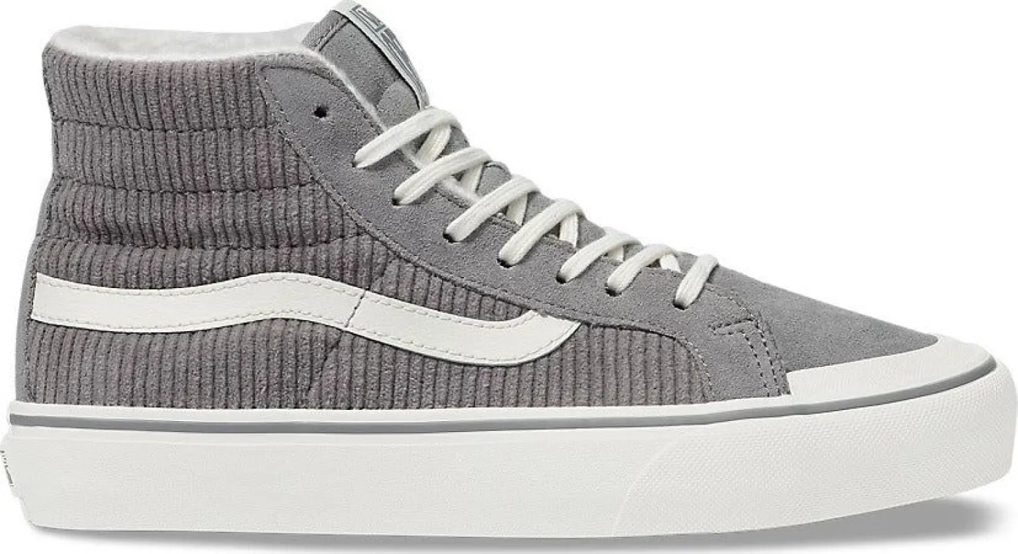 Sk8-Hi 138 Decon SF Shoes - Unisex|-|Chaussures Sk8-Hi 138 Decon SF Unisexe sold by Altitude Sports