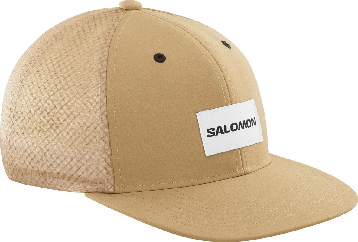 Flat Brim Trucker Cap - Unisex|-|Casquette de camionneur à visière plate - Unisexe sold by Altitude Sports