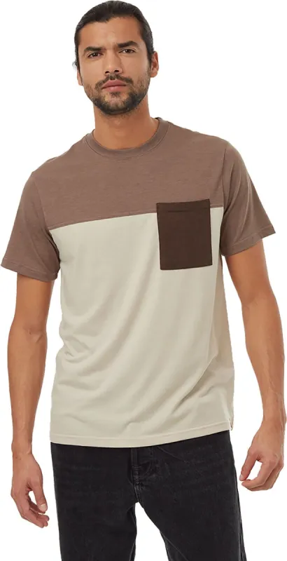 Blocked Pocket T-Shirt - Men's|-|T-shirt à poche Blocked - Homme made by Altitude Sports