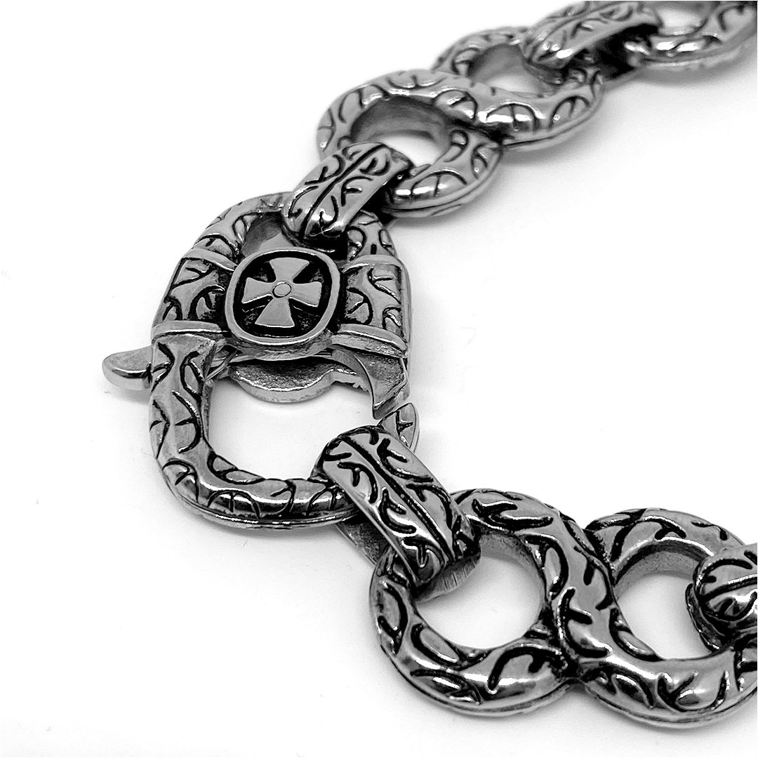 *DEFECTIVE BATCH* Templar Crosshair Bracelet sold by Avail Jewelry product image thumbnail 4