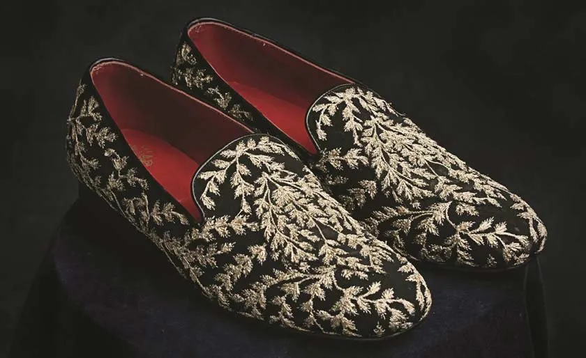 Black Velvet Hand Work Zardozi Peshawari Loafers | Wedding Shoes for Groom | Shoes for Haldi Mehendi Sangeet sold by Costoso Italiano