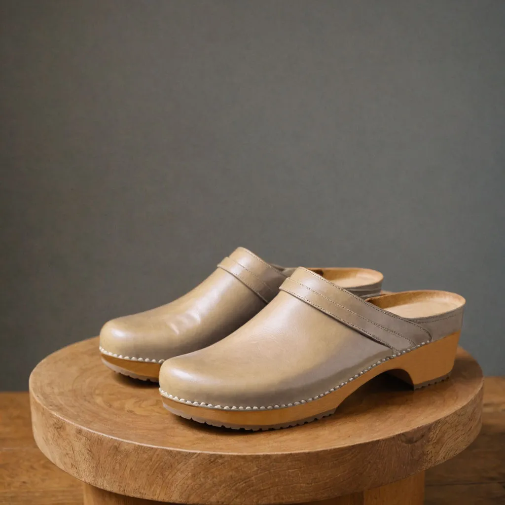 Cream Leather Celeste Calm Mule Loafers - Summer 2024 Collection sold by Costoso Italiano