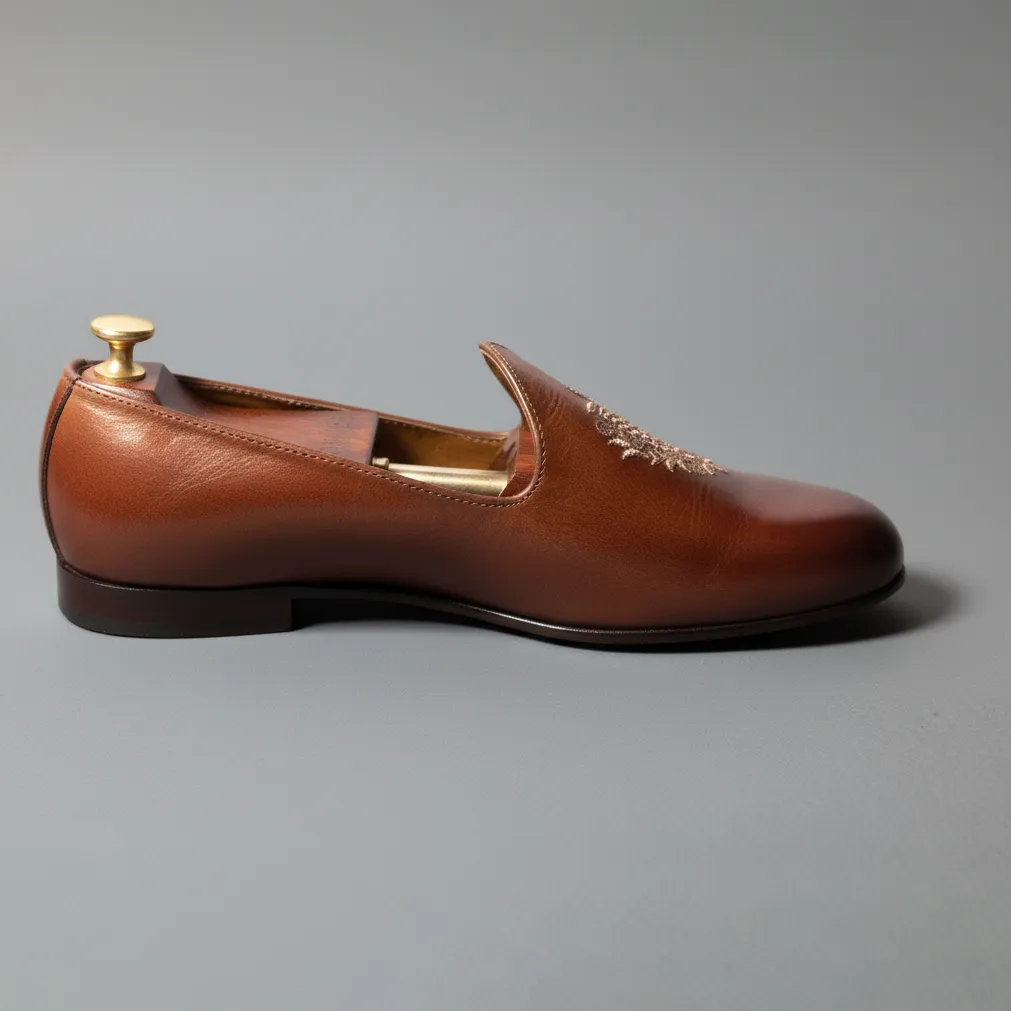 Tan Leather Tana Embroidered Peshawari Jutti Loafers | Wedding Shoes for Groom | Shoes for Haldi Mehendi Sangeet sold by Costoso Italiano product image thumbnail 3