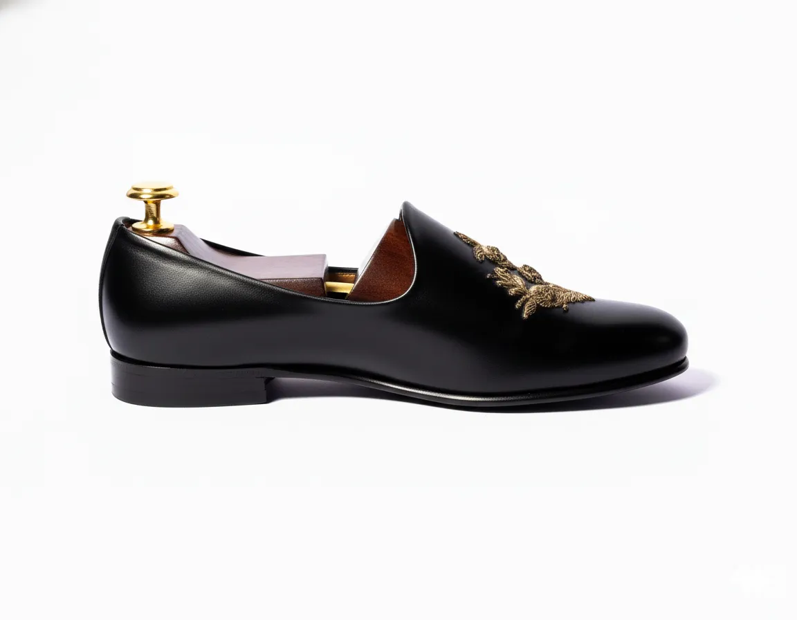 Black Leather Tana Peshawari Loafers | Wedding Shoes for Groom | Shoes for Haldi Mehendi Sangeet sold by Costoso Italiano product image thumbnail 4