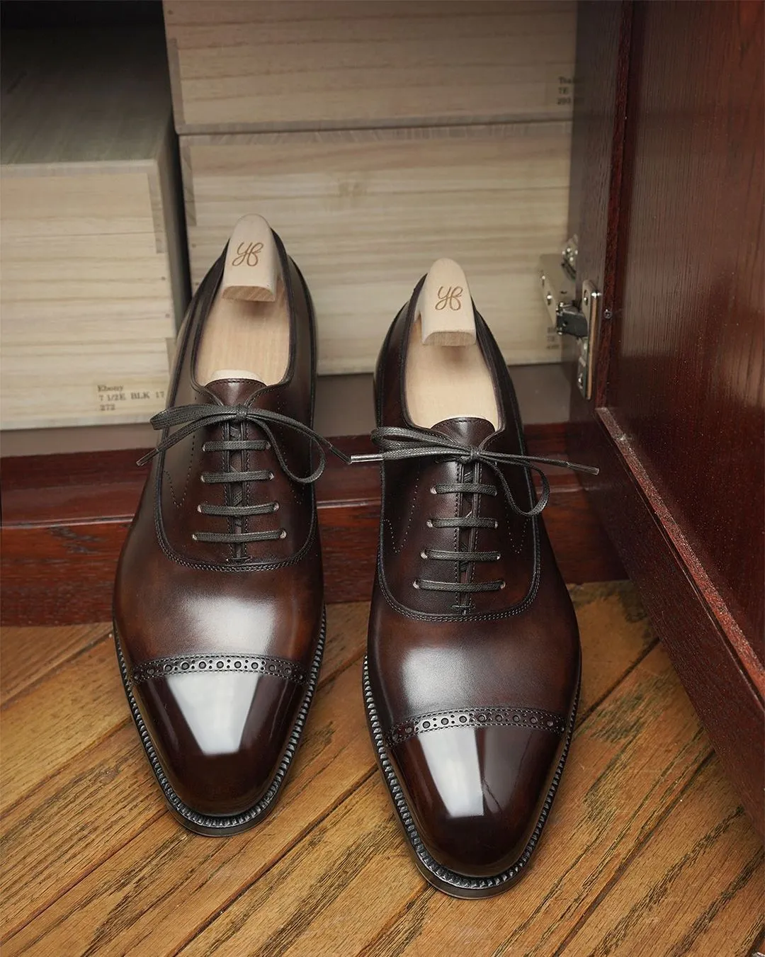 Brown Leather Emrys Toe Cap Oxfords - Formal Shoes sold by Costoso Italiano product image thumbnail 2