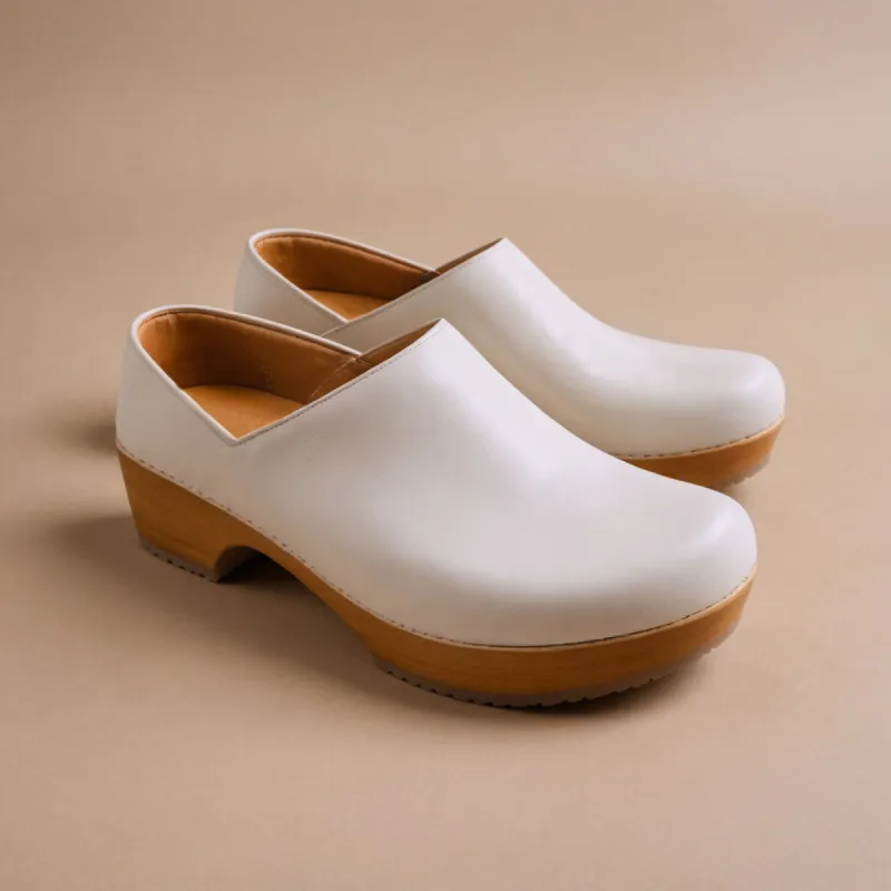 White Leather Relaxed Stride Mule Loafers With Honey Sole - Summer 2024 Collection sold by Costoso Italiano