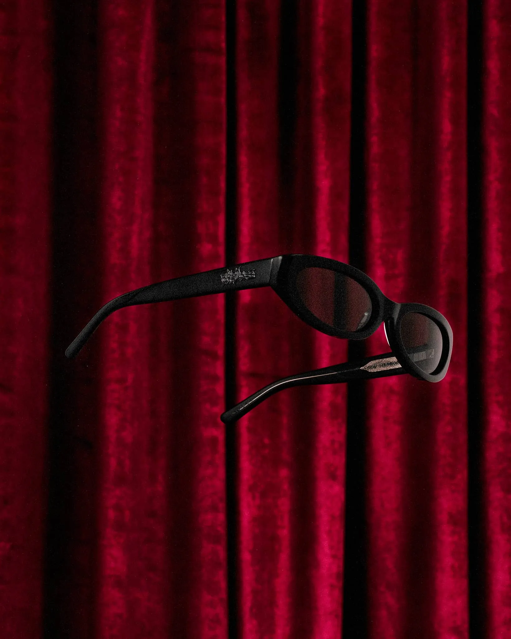 The Eyedress Oval - Black Bio sold by Crap Eyewear product image thumbnail 3