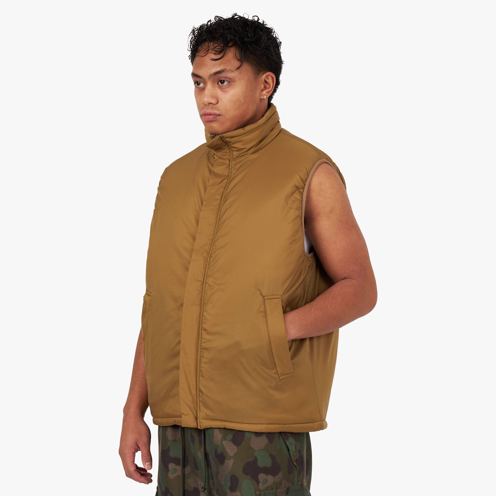 BEAMS PLUS Reversible WORK Puff Vest Camo Jacquard / Camo sold by Livestock product image thumbnail 2
