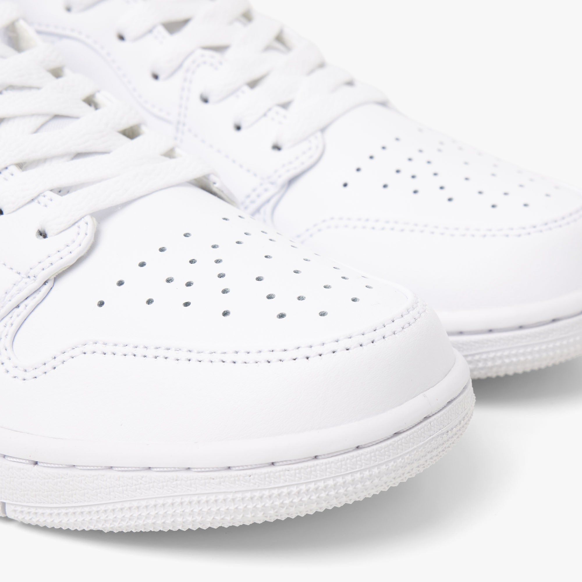 Jordan 1 Low White / White sold by Livestock product image thumbnail 6