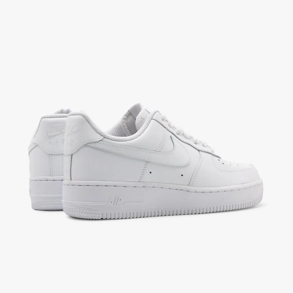 Nike Women's Air Force 1 '07 / White sold by Livestock product image thumbnail 4