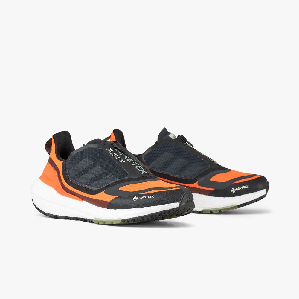 adidas Ultraboost 22 GORE-TEX Impact Orange / Linen Green - Core Black sold by Livestock product image thumbnail 3