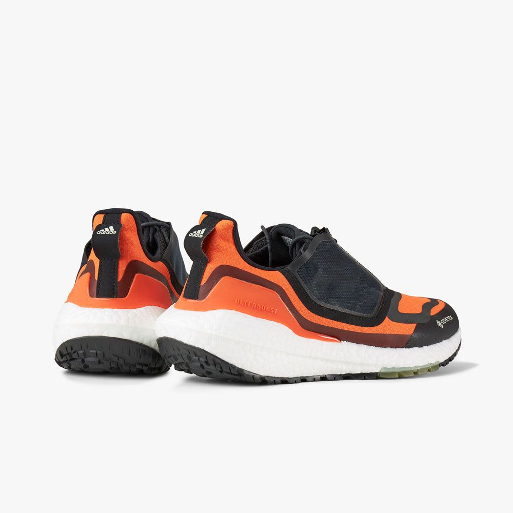 adidas Ultraboost 22 GORE-TEX Impact Orange / Linen Green - Core Black sold by Livestock product image thumbnail 4