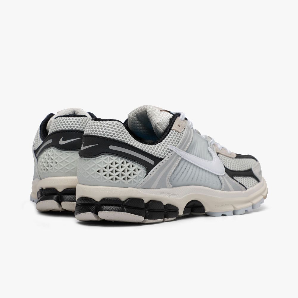 Nike Zoom Vomero 5 Pale Ivory / White - Light Bone sold by Livestock product image thumbnail 4