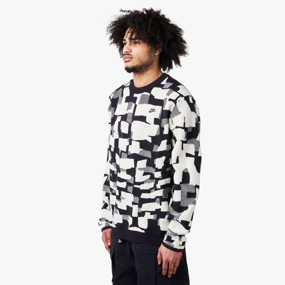 Nike Sportswear Engineered Crewneck Black / Cashmere sold by Livestock product image thumbnail 2