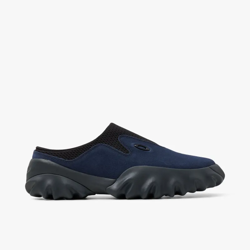 Oakley Factory Team Suede Chop Saw Mule - Navy / Black sold by Livestock
